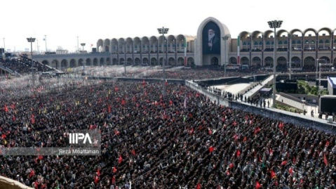 تصاویر/ اقامه نماز بر پیکر رهبر شهید انقلاب