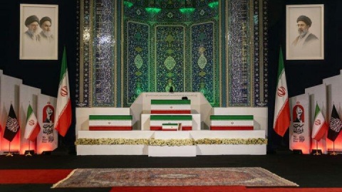 آمریکا مانع از حضور ۱۳ کشور در مراسم تشییع پیکر رهبر شهید ایران شد