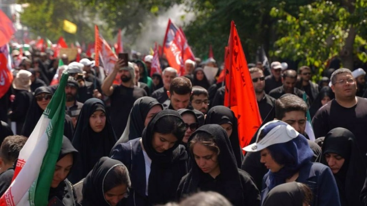 در سوگ یک رهبر؛ در شکوه حضور یک ملت / تصاویر