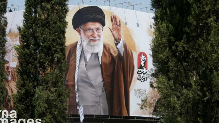 تغییر در محل جانمایی اقامه نماز بر پیکر مطهر رهبر شهید در مسجد جمکران
