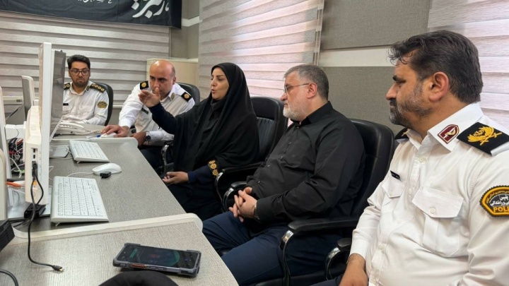 پایش برخط ترافیک مراسم تشییع قائد شهید امت با حضور استاندار تهران در مرکز پلیس راهور