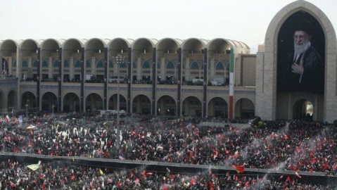 واکنش رسانه های چینی به حضور گسترده مردم در مراسم وداع با آقای شهید ایران
