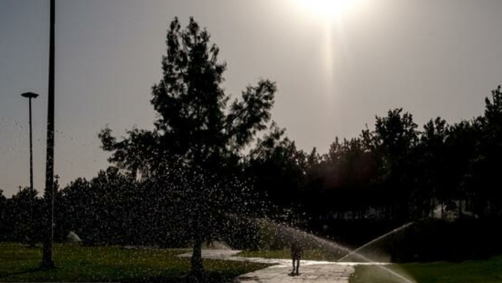 وزش باد شدید و افزایش دمای هوای تهران