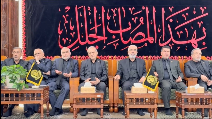 دیدار رئیس‌جمهور با تولیت آستان مقدس علوی
