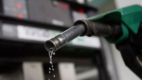 بنزین سوپر فروش نرفت