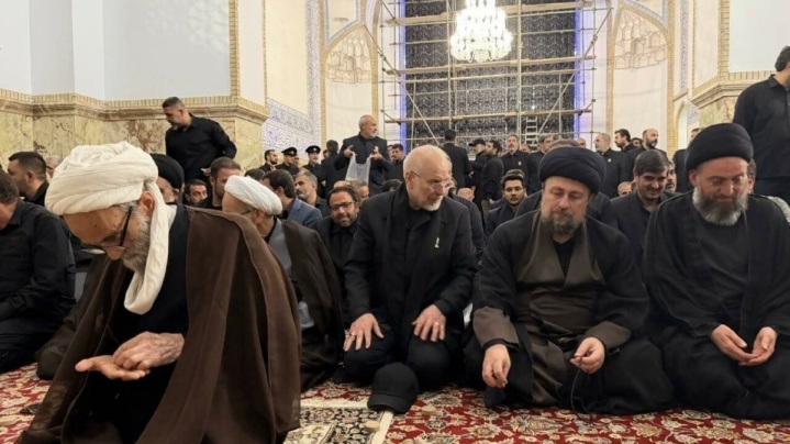 وداع سید عمار حکیم با رهبر شهید ایران در جوار بارگاه ملکوتی حضرت امام رضا (ع)