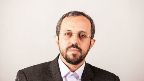 چگونه سندی را آتش بزنیم که رهبر انقلاب پیگیر اجرای مفاد آن هستند