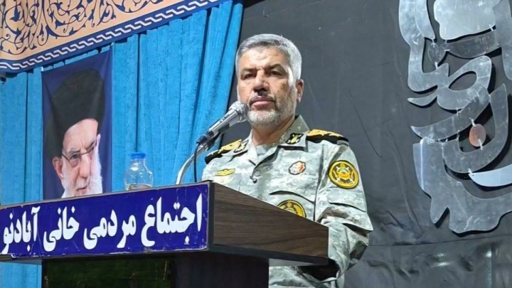 سر سوزنی از تنگه هرمز کوتاه نمی‌آییم