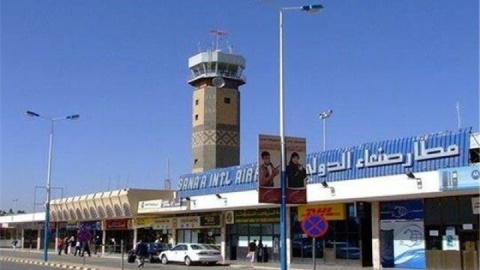 یمن: بمباران فرودگاه صنعا ۹ دقیقه پیش از فرود هواپیمای ایرانی بود