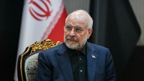 قالیباف: ایرانی میراث پرافتخار خود را به آسانی واگذار نمی‌کند