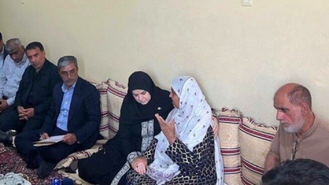 ابلاغ پیام رئیسجمهور به خانوادههای شهدای شهرستان بندرخمیر