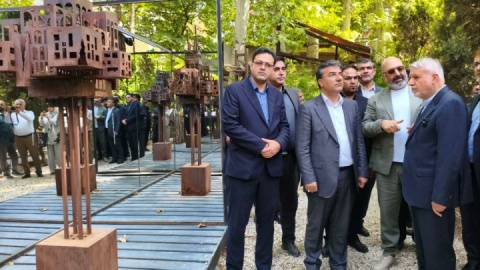 بازدید صالحی امیری از عمارت علاء‌السلطنه تهران