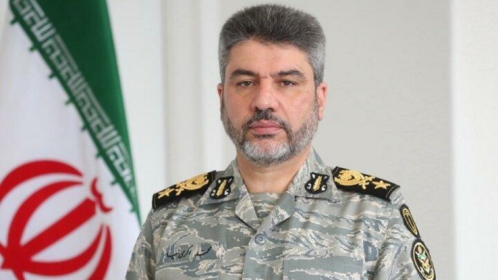 امیر اکرمی‌نیا:حتی اجازه حضور اولیه در جزایرمان را به دشمن نمی‌دهیم
