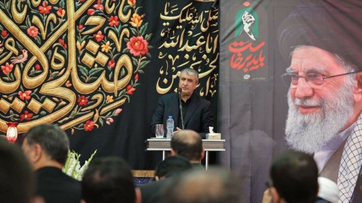 محمد اسلامی: صنعت هسته‌ای میراث امام شهید است