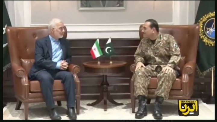 فیلم / در  دیدار مومنی با فرمانده ارتش پاکستان چه گذشت؟