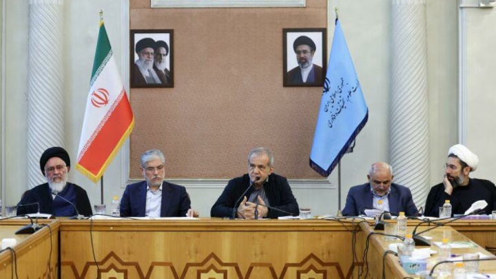 پزشکیان: سرمایه انسانی مهم‌ترین مزیت راهبردی ایران است/ تأکید بر ضرورت تحول در نگاه به آموزش عالی