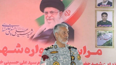 دریادار سیاری: دشمن به دنبال تضعیف تابآوری اجتماعی مردم است