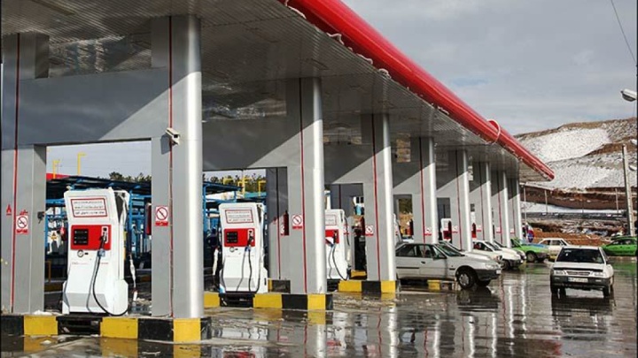 عرضه رایگان CNG، به کمک مصرف بنزین می‌آید