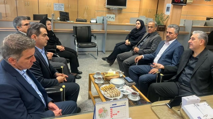 سرپرست مدیریت عامل بانک سرمایه در بازدید از شعب کرمانشاه تأکید کرد/ تقویت نقش شعب در بهبود خدمت‌رسانی و تحقق اهداف بانک سرمایه