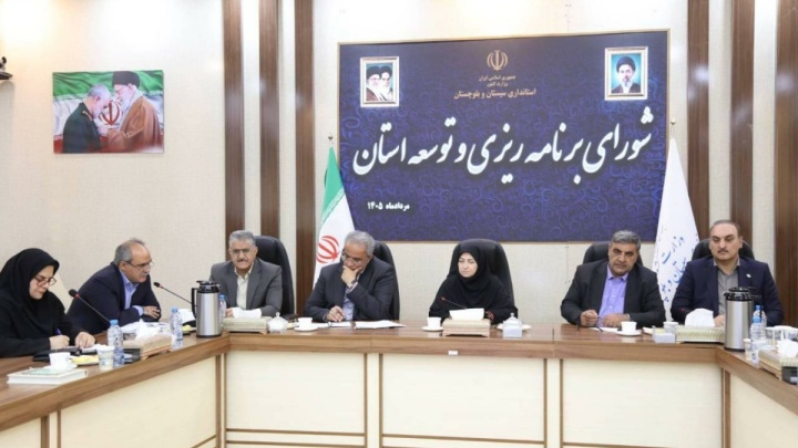 شناسایی ۲۶ کانون خیزش گردوغبار در سیستان؛ برنامه عملیاتی مقابله با ریزگردها آماده اجرا شد