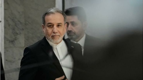 بازاندیشی راهبردی ‌گذار از دو قطبی تقابل و سازش به رویکرد متوازن