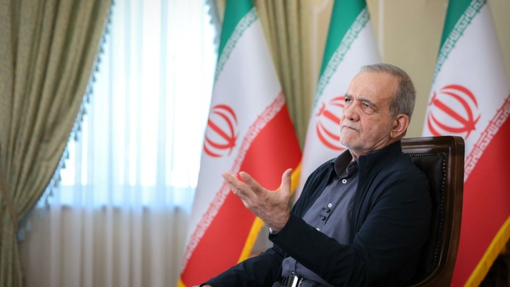 دکتر پزشکیان: توسعه انرژی پاک، عدالت یارانه‌ای و اصلاح مدیریت، سه محور تحول اقتصادی/ مسیر اصلاحات آغاز شده و متوقف نخواهد شد
