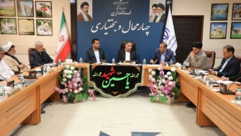 احزاب باید از محفل‌های انتخاباتی به دیده‌بان دولت تبدیل شوند/ ایران قوی با شنیدن صدای همه ایرانیان ساخته می‌شود