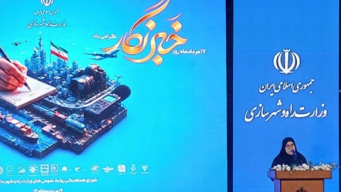 دشمن بر سر امید ما بمب می‌ریزد/ خبرنگاری مسئولیت جست‌وجوی حقیقت است