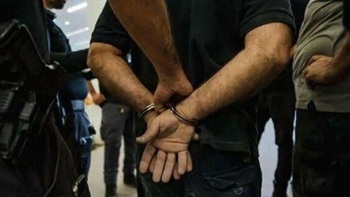 دستگیری کلاهبردار فراری کثیرالشاکی