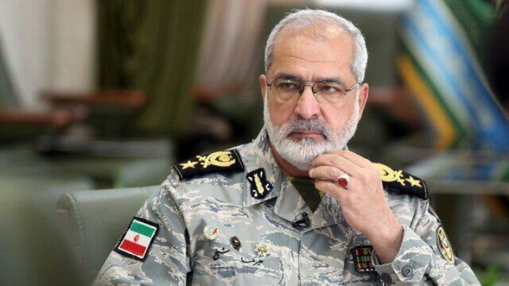 هر اقدام زمینی دشمن در نطفه خفه می‌شود/ پهپاد «آرش» کابوس دشمن شده است