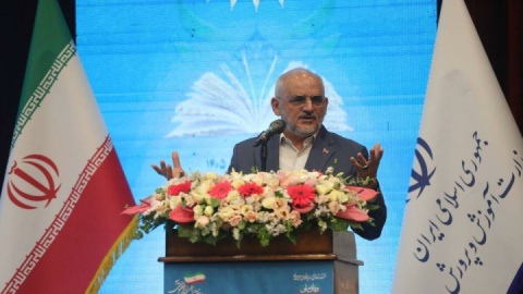آموزش و پرورش نباید مجری صرف تفکرات ابلاغی باشد
