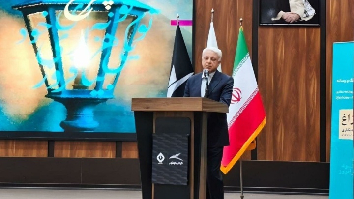 جایزه رتبه اول روزنامه نگار « ایران» در جشنواره چراغ حقیقت /  گزارش سال « ایران » برنده جایزه رتبه اول چهارمین جشنواره چراغ حقیقت
