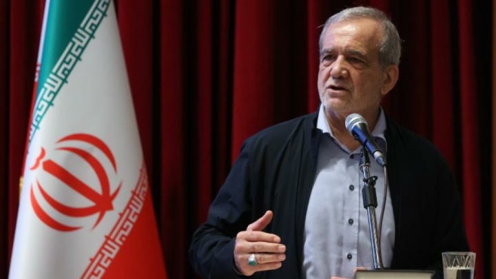 تجلیل از 12 نام‌آور پزشکی ایران در آستانه روز پزشک