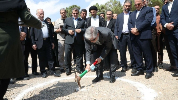 کلنگ‌زنی خوابگاه 520 نفره دانشگاه سمنان با حضور وزیر علوم