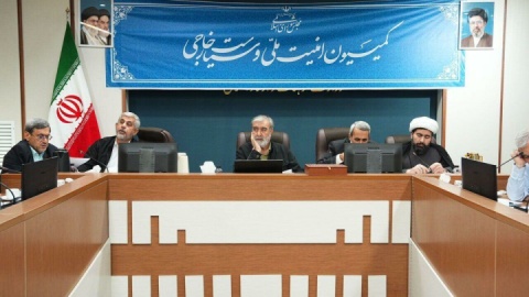 تصویب دریافت هزینه خدمات از کشتی‌های عبوری از تنگه هرمز