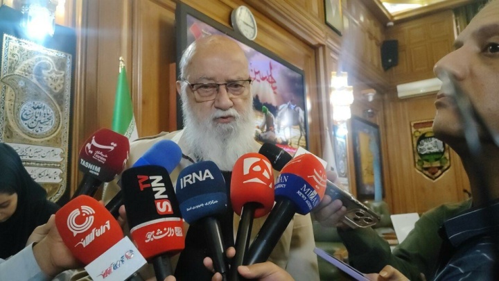 چمران: نام میدان آزادی تغییرنمی‌کند