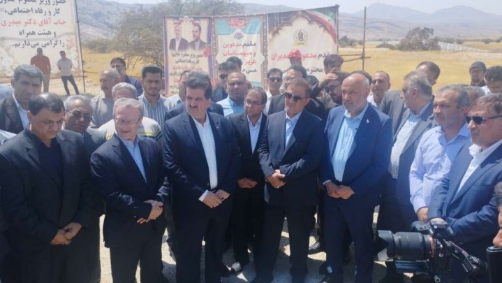 میدری: دولت در کنار بخش خصوصی قرار دارد