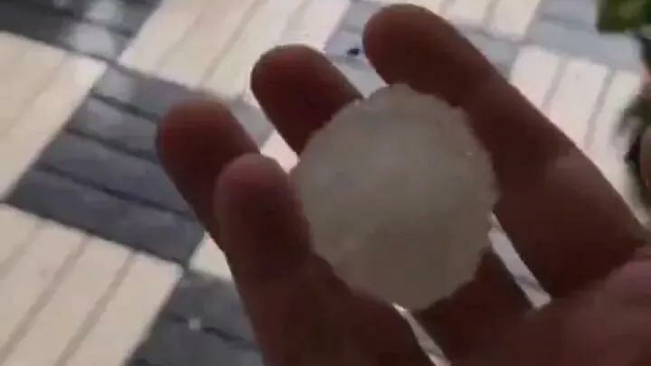 ده‌ها کودک در سوئیس بر اثر بارش تگرگ‌ زخمی شدند