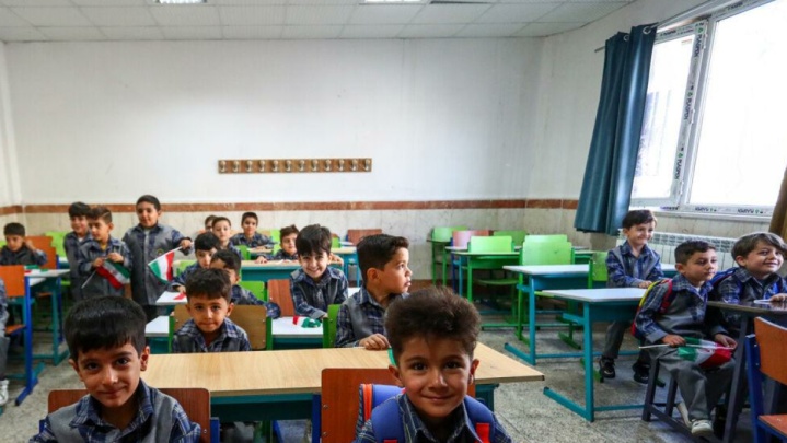 آغاز آموزش حضوری در مدارس کشور از ابتدای مهر