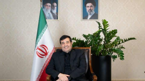توسعه ورزش همگانی و تکمیل طرح‌های نیمه‌تمام ورزشی در اولویت