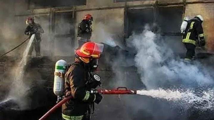جزئیات آتشسوزی در ساختمان سه‌طبقه خیابان فردوسی