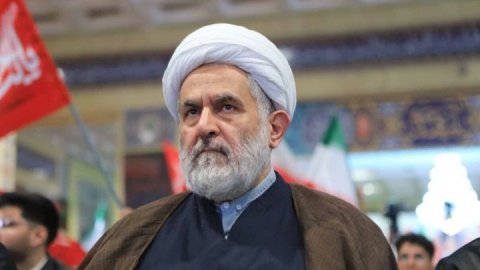 اگر نیروی دریایی ایران نابود شده، چرا تنگه بسته است؟