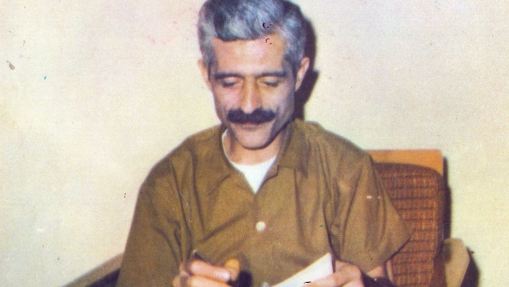 جلال بی‌‌نقاب