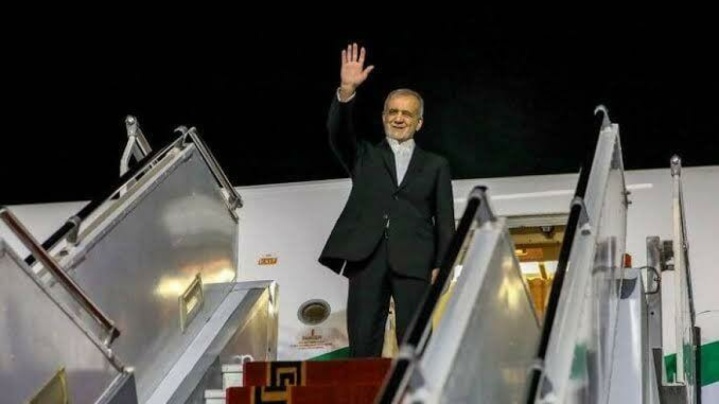 دکتر پزشکیان دقایقی پیش به تهران بازگشت