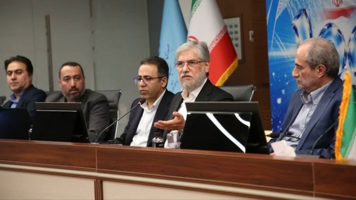پارک‌های علم و فناوری گرفتار تورم مقررات نشوند