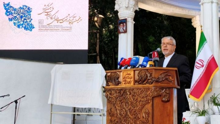 هویت ما در آیینه فرهنگ، ادب و تمدن تجلی می‌یابد