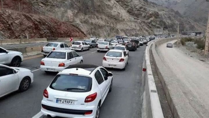 جاده چالوس یکطرفه شد؛ ترافیک سنگین راه‌ها