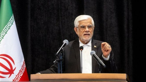 عارف: نتوانستیم تعامل منظمی با دانشگاه ها داشته باشیم