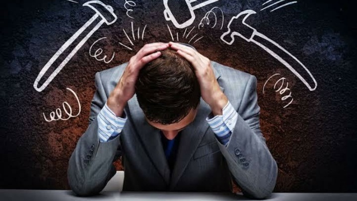 گرداب فکرهای تکراری