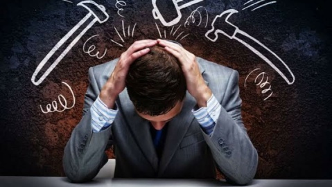 گرداب فکرهای تکراری